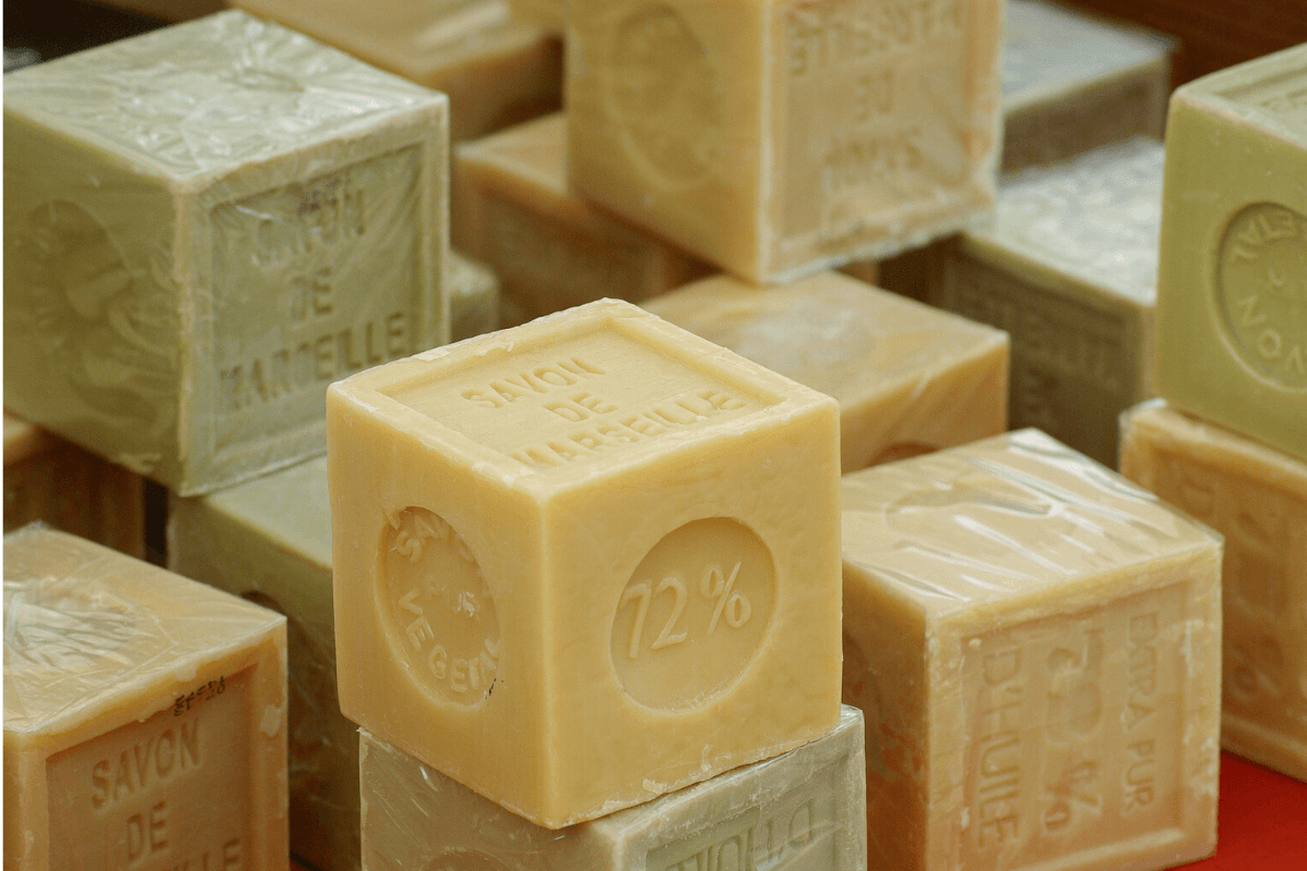 What Is Savon de Marseille? The Benefits of Marseille Soap – Natural French  Soap